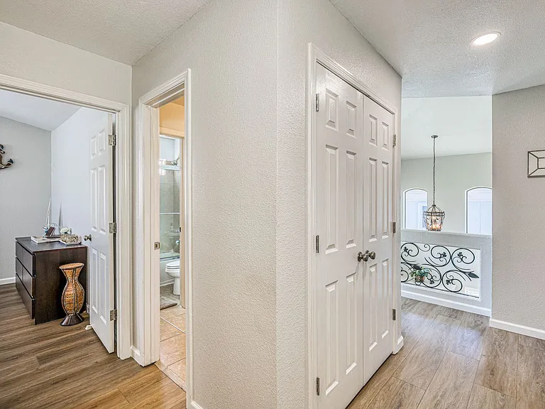 1627 Brillo Del Sol #C-T — Photo 40