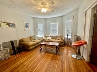 203 College Ave #2B, Somerville, MA 02144