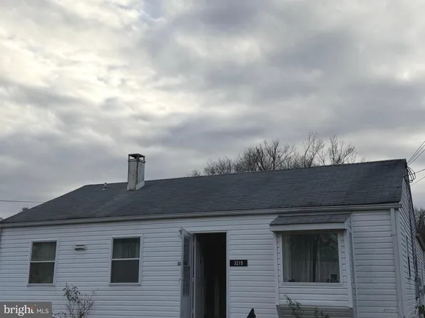 3215 Campbell Dr, Alexandria, VA 22303