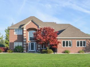 10385 Breezeway Cir, Brownsburg, IN 46112