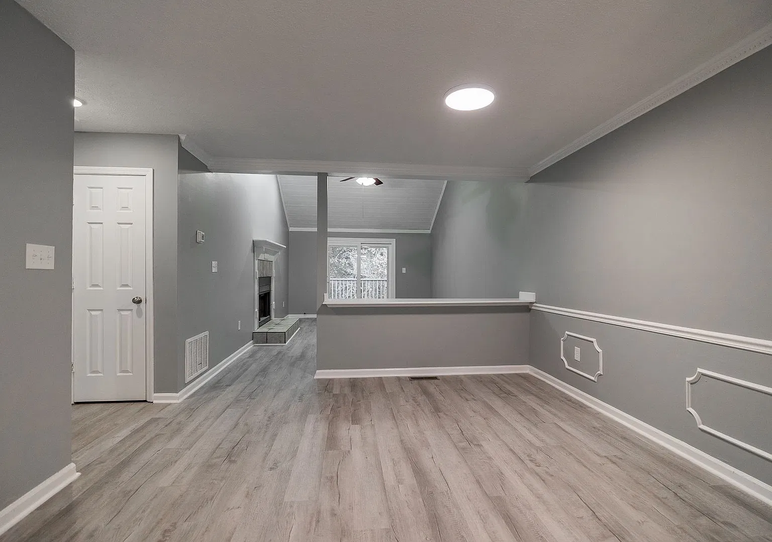 Available For Fall 2027 Prelease 210 Eaglewood Court | 5 Bed, 3 Bath — Photo 4