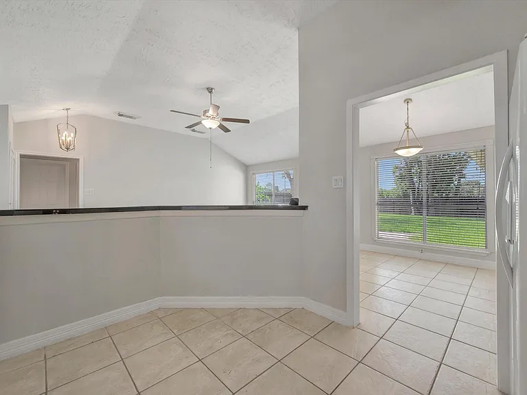 2505 Ironclad Dr — Photo 12