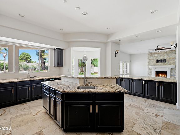 2nd image of 7214 E ROYAL PALM Road