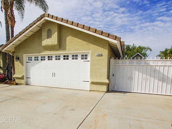 3rd image of 13900 Calle Elegante