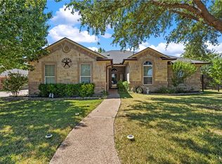 1064 Cheyenne Trl, Hewitt, TX 76643