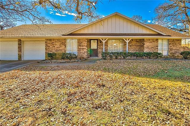 1st image of 1629 Royalwood Cir