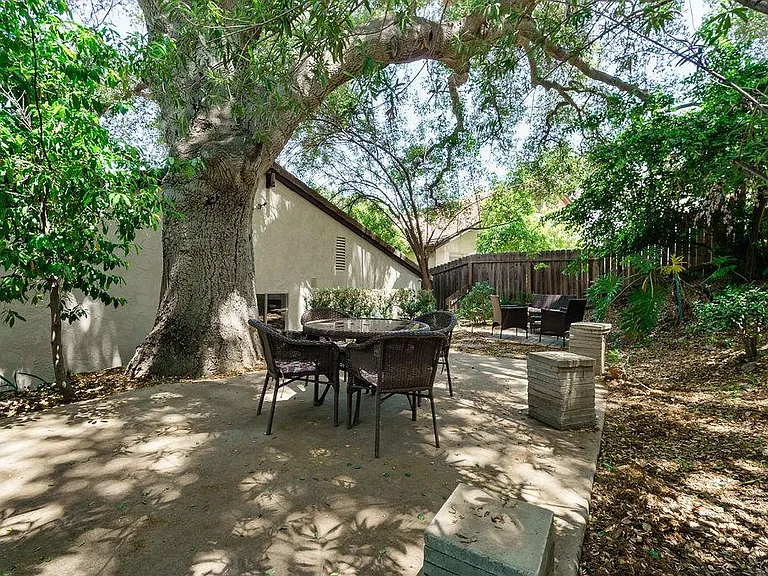 4140 Meadow Lark Dr — Photo 23