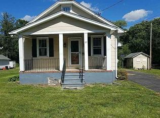 69 Melrose St, Vineland, NJ 08360