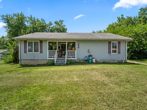 3828 E 29th St, Des Moines, IA 50317