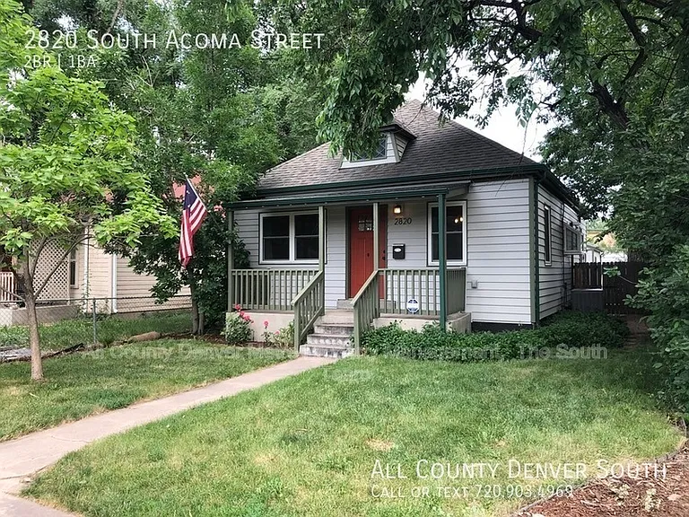 2820 S Acoma St — Photo 1