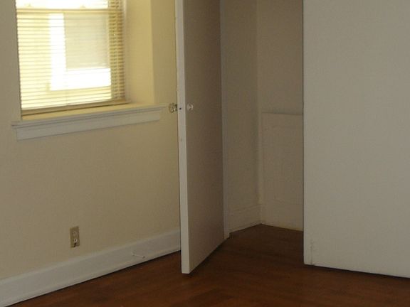 4th image of 3304 Jefferson Ave APT 207