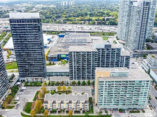 15 Singer Ct #1106, Toronto, ON M2K 0B1