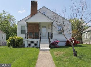 2902 Brook Dr, Falls Church, VA 22042