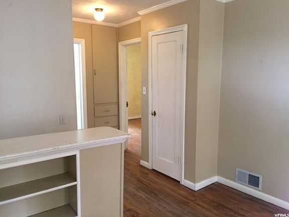 4th image of 2889 S Glenmare St