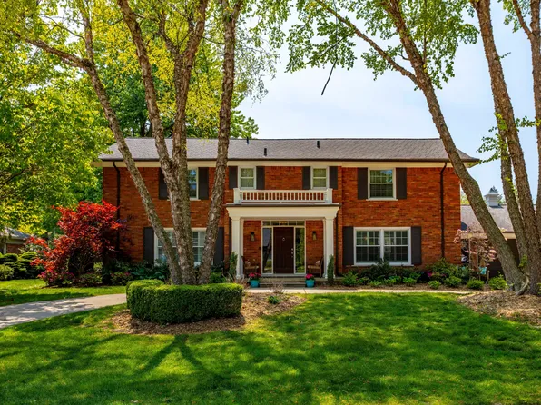 47 Stonehurst Rd, Grosse Pointe Shores, MI 48236