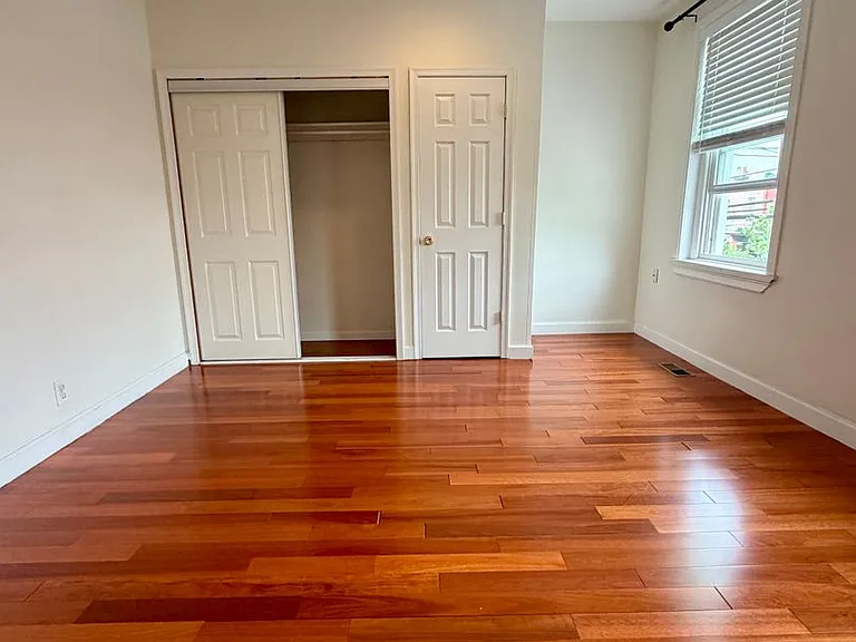 2120 Wharton St — Photo 17