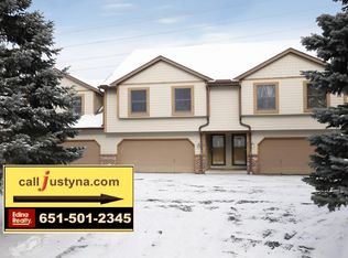 2197 Woodlynn Ave E, Maplewood, MN 55109
