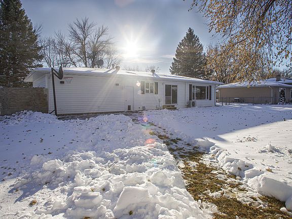 4th image of 66 Meadowlark Ln N