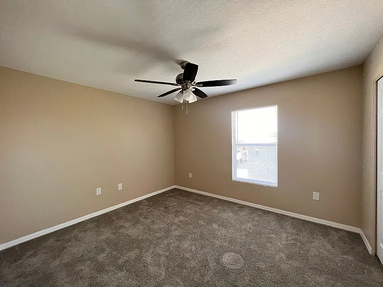 Rainbow Lake Apartments — Photo 8