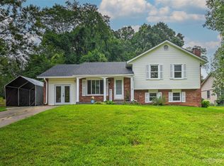 36 Lynwood Cir, Asheville, NC 28806