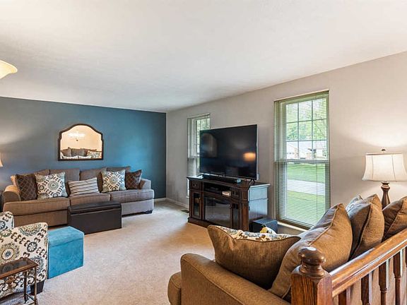 4th image of 4312 Lexington Green Dr