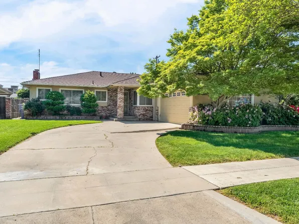 3376 E Richert Ave, Fresno, CA 93726