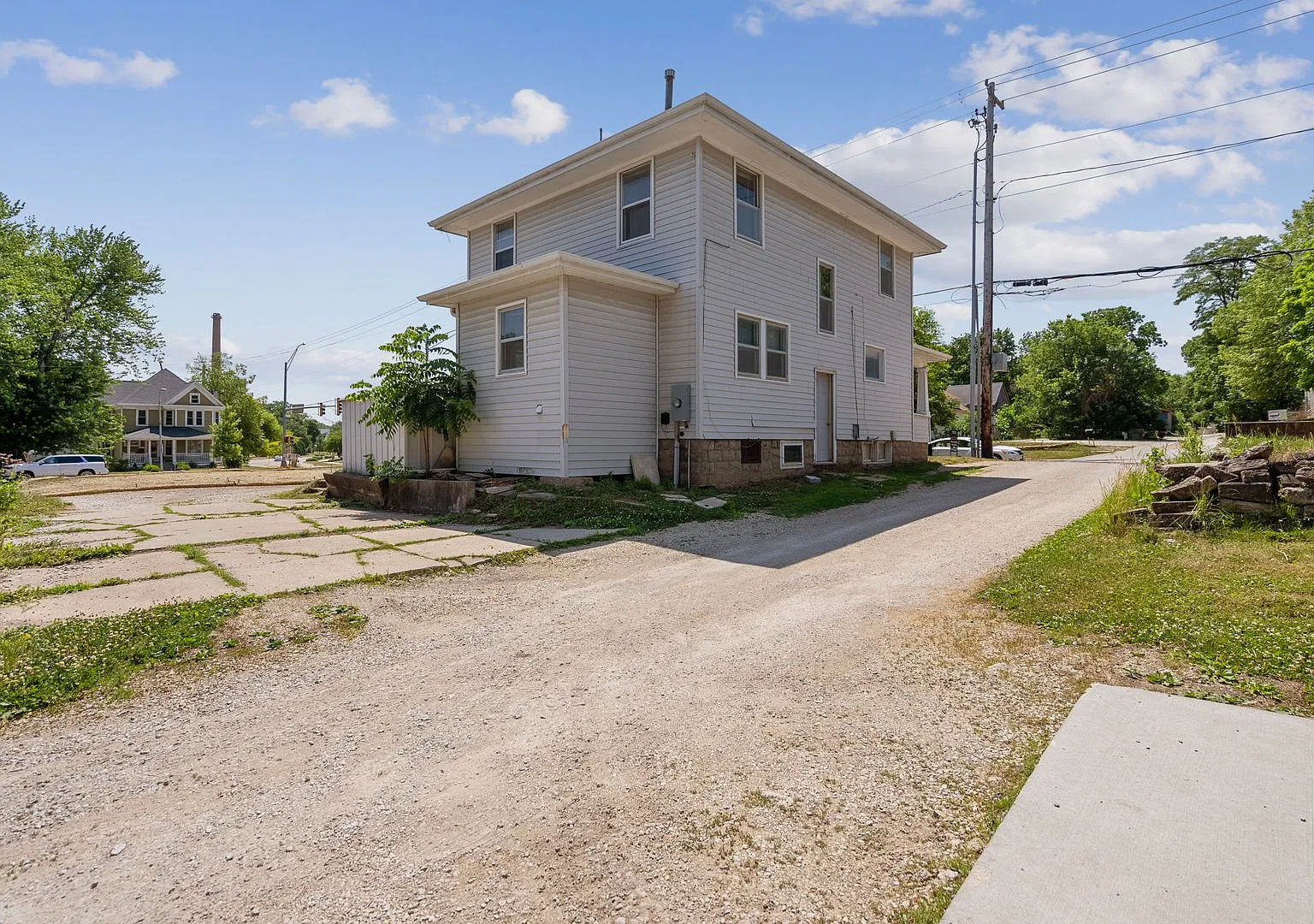 109 W 12th St - Cedar Falls — Photo 1