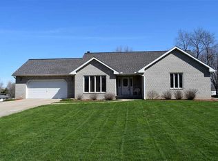 1723 W Richmar Rd, Peoria, IL 61615