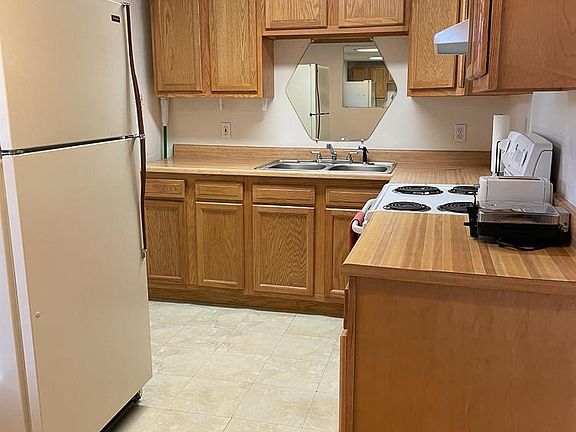 4th image of 1511 N Missouri Ave APT B