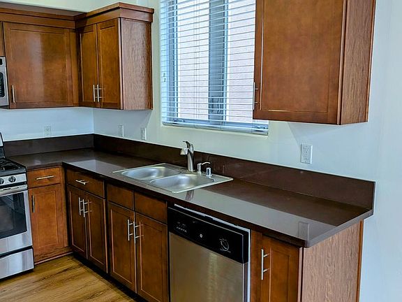 4th image of 4112 Whitsett Ave Unit 101