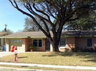 407 Craigmont Ln, San Antonio, TX 78213