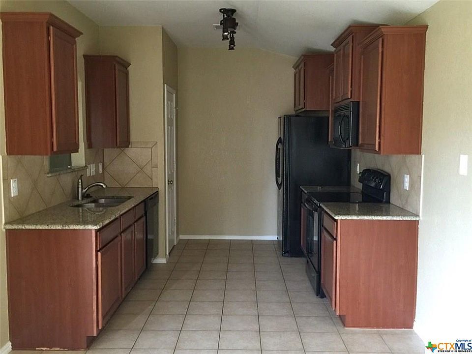 2nd image of 5106 Bridgewood Dr