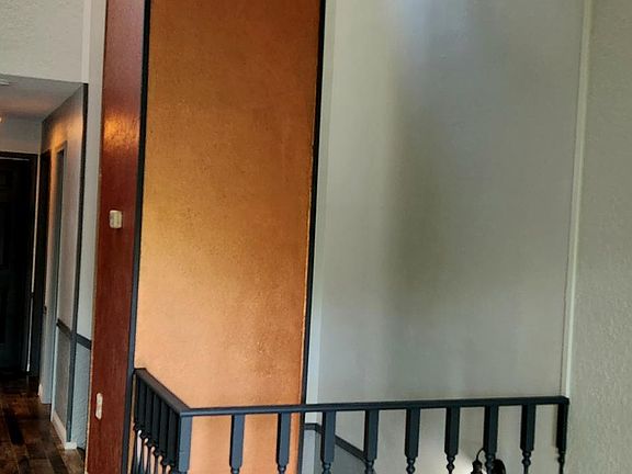 5th image of 59 Davis Cir