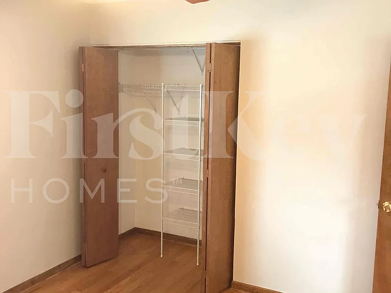 155 Berkshire Dr — Photo 22