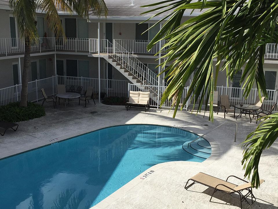 1st image of 1940 Biarritz Dr APT 7