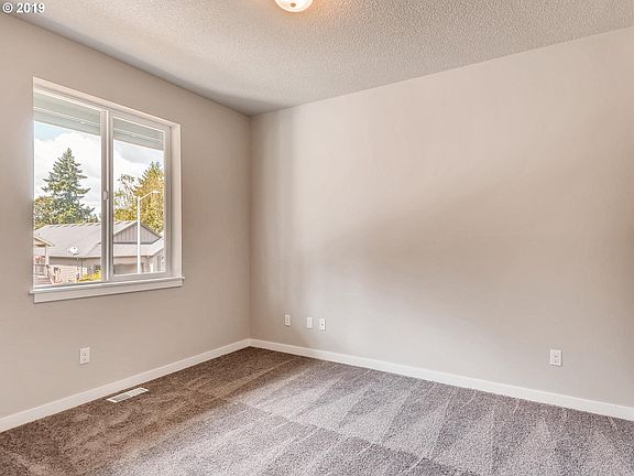 3rd image of 14436 SE Garland Ln
