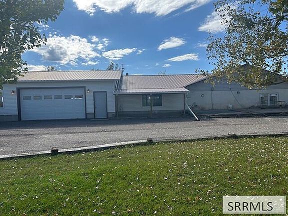 3rd image of 1493 W Highway 26