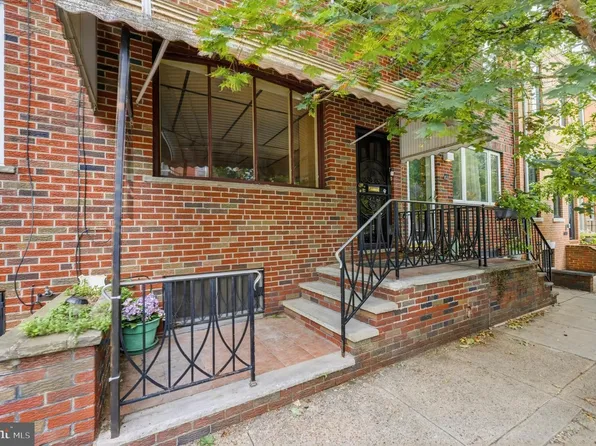 1525 S Juniper St, Philadelphia, PA 19147