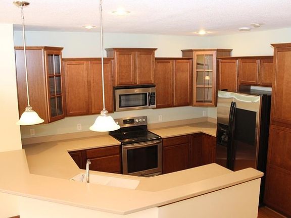 2nd image of 3395 Cherry Ln Unit D