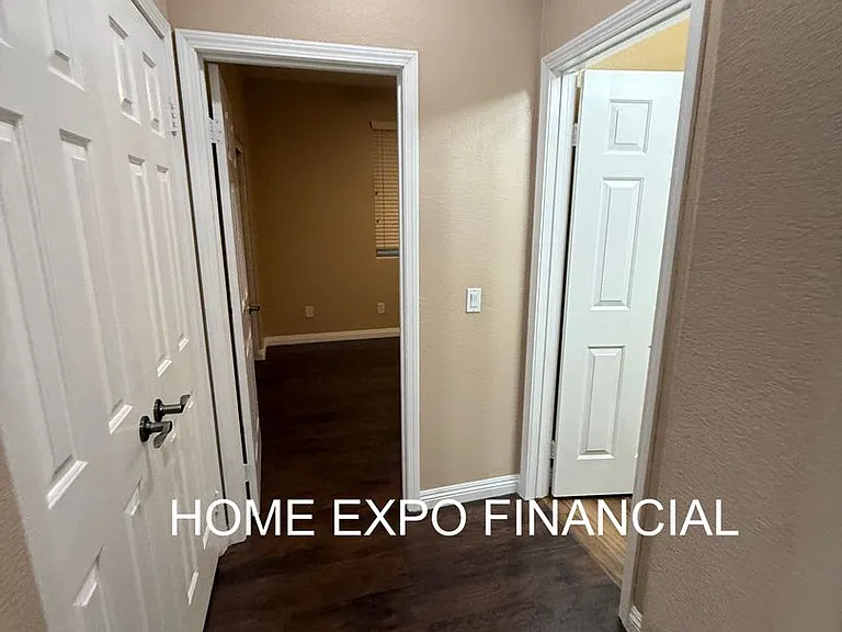 1456 Moonlight Dr — Photo 64