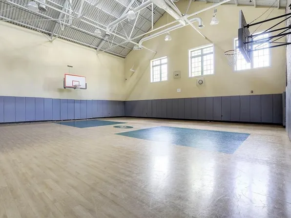 187 Wayne Street image 16 of 20