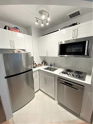 Rented by Corcoran | media 3