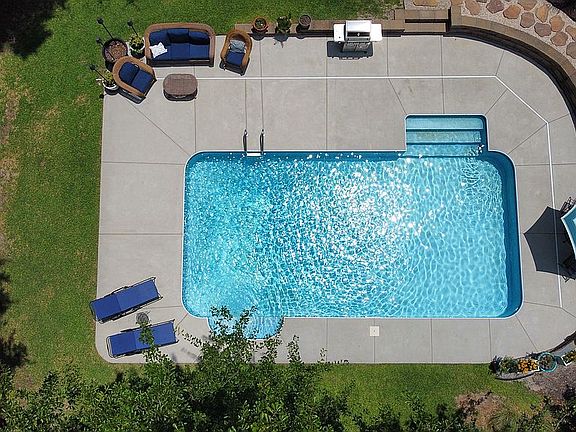 4th image of 106 Caughman Hill Ct