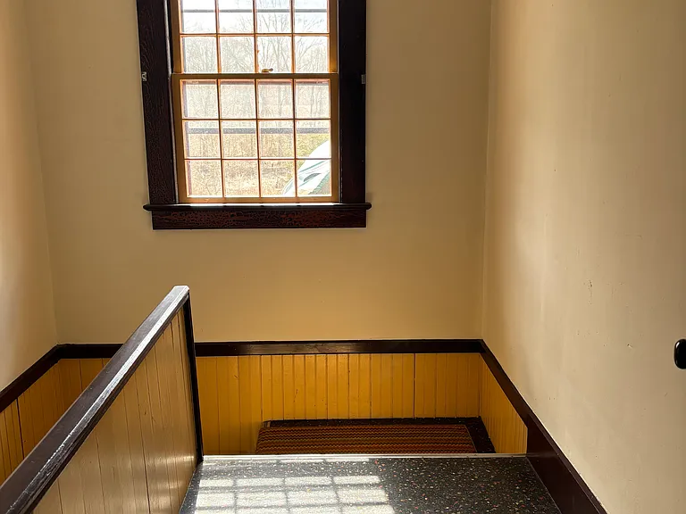 1049B Poquonnock Rd — Photo 14