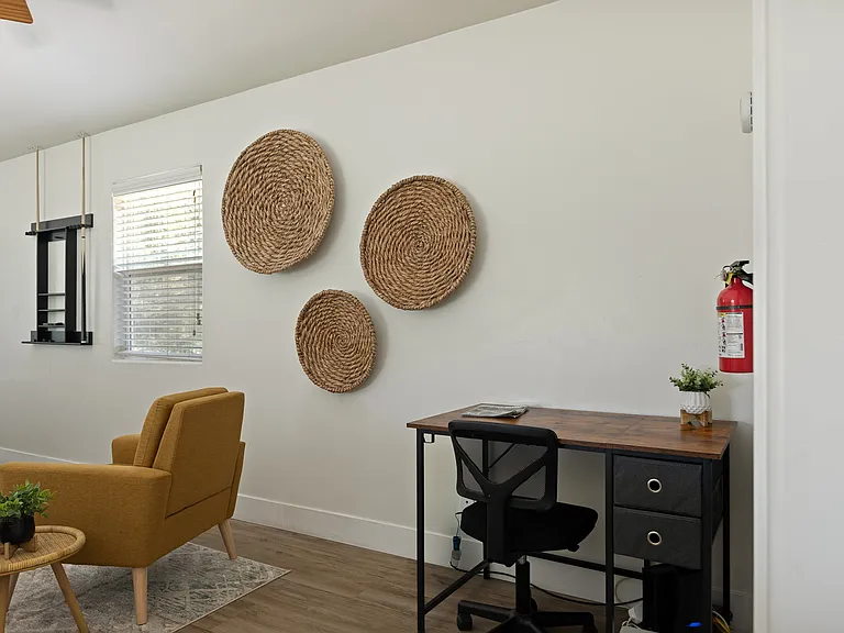 1498 Deer Way Dr — Photo 25