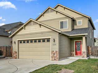 1224 Kamerin Springs Dr, Talent, OR 97540