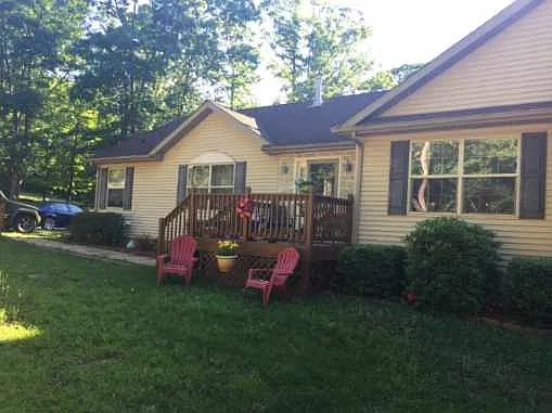 195 Burks Rd — Photo 1