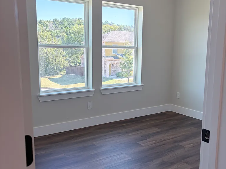 Mountain Trail Townhomes — Photo 32
