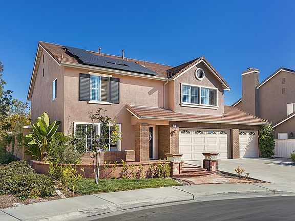 Courtyard with Flagstone