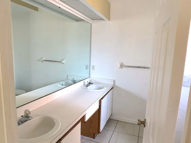2298 Santa Lucia St — Photo 19